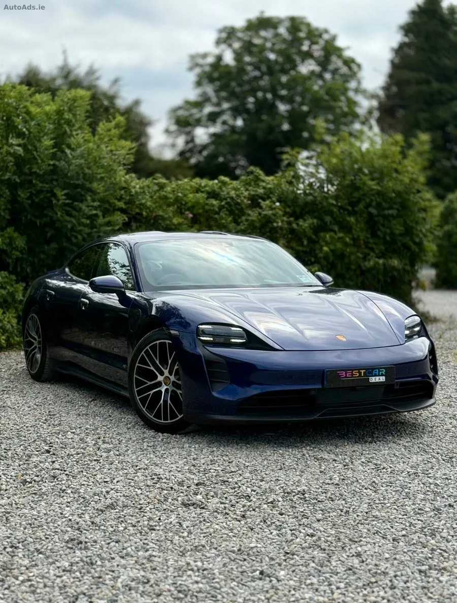 2022 Porsche Taycan – photo 6