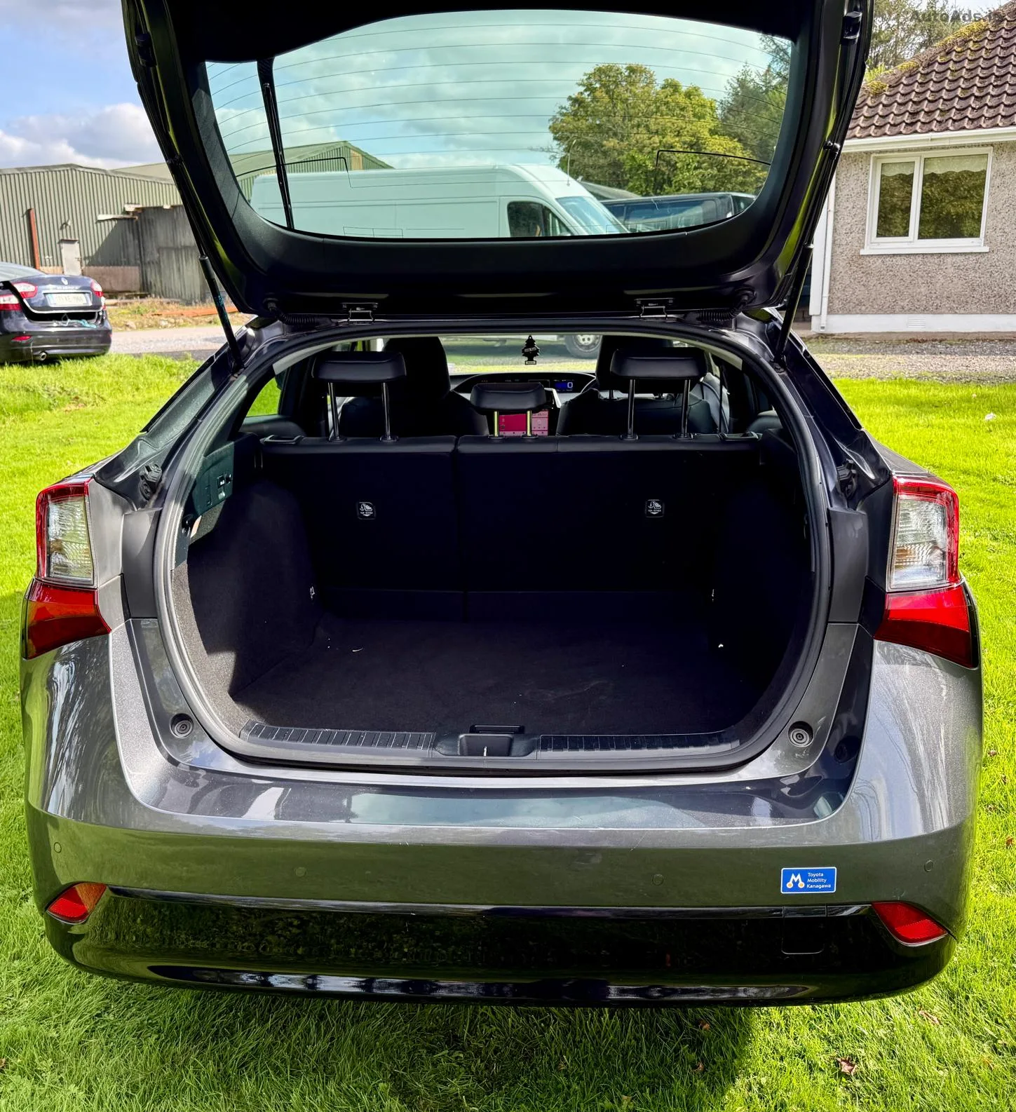 2022 Toyota Prius – photo 5