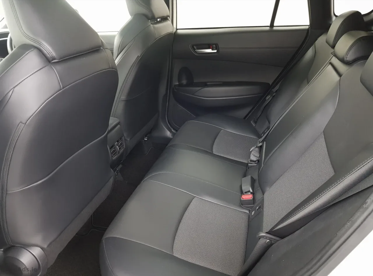 2023 Toyota Corolla Cross – photo 6
