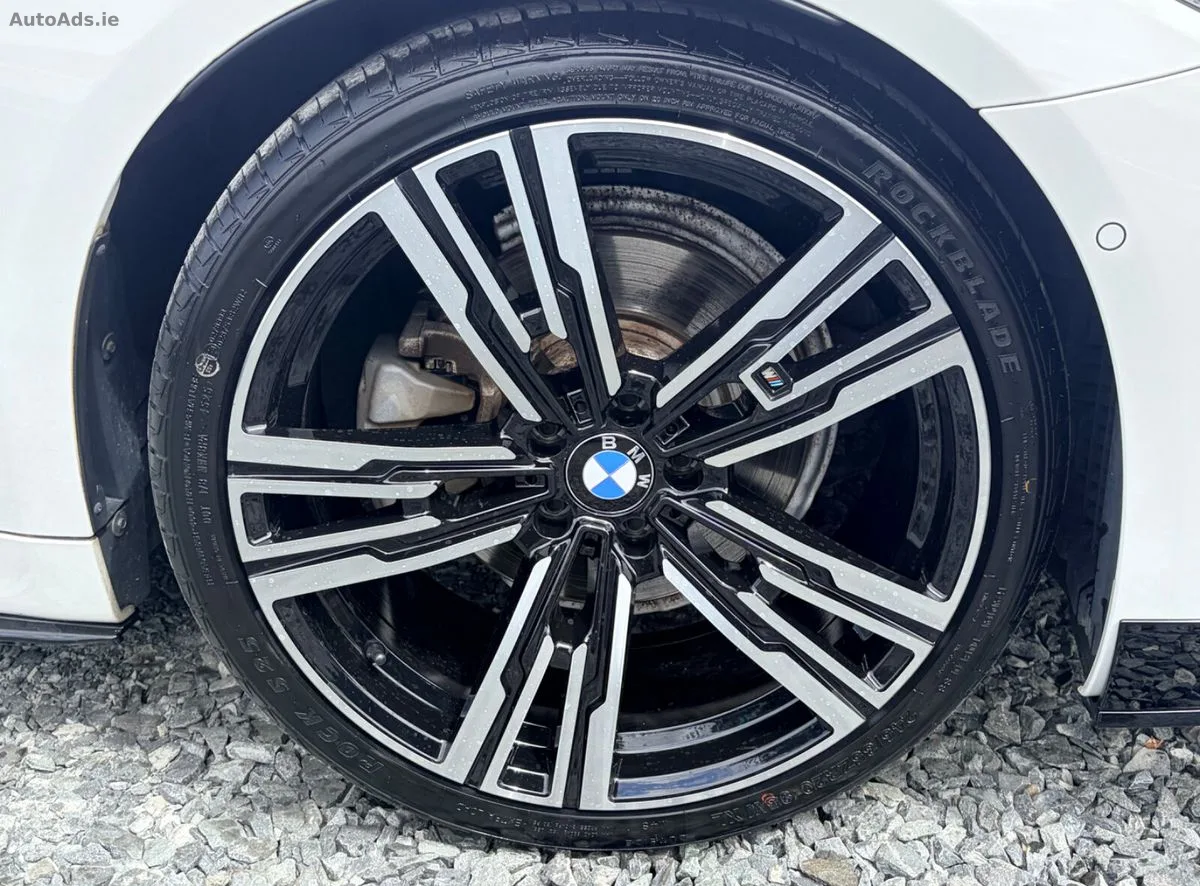 2019 BMW 5-Series – photo 9