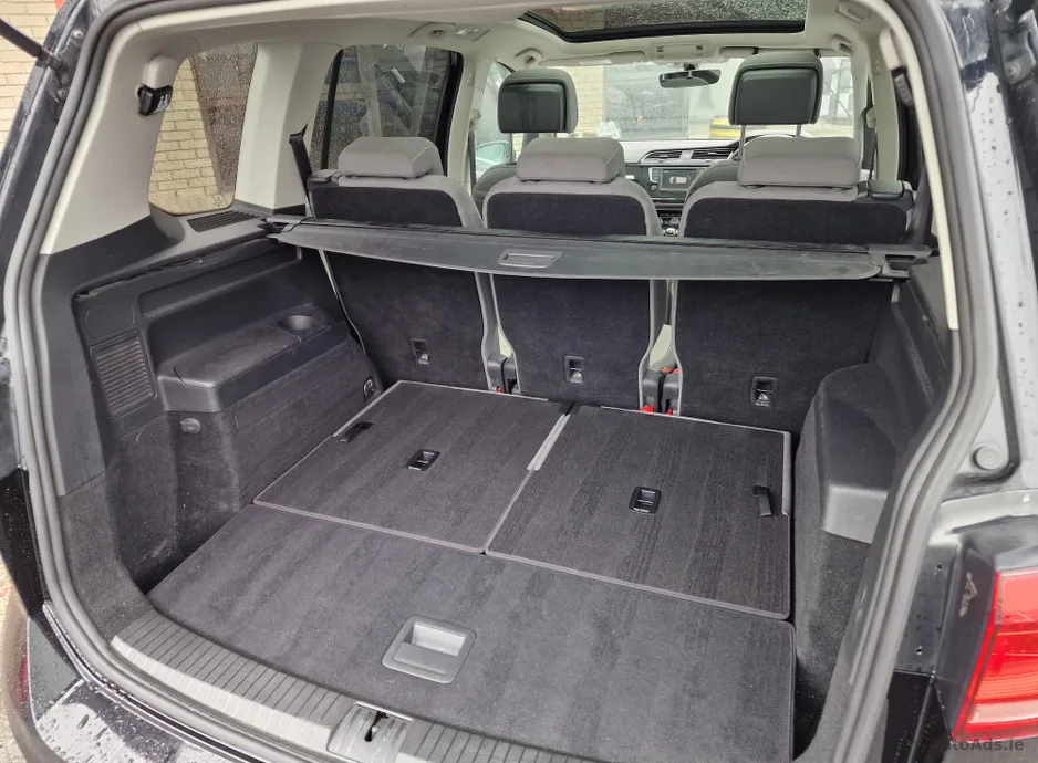 2017 Volkswagen Touran – photo 2