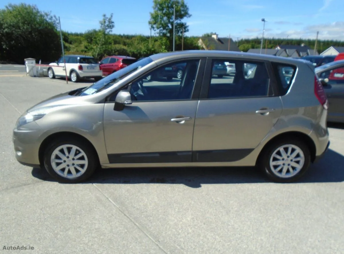 2011 Renault Scenic – photo 10