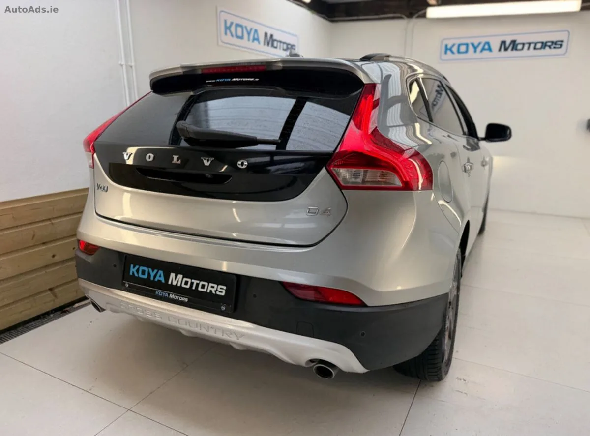 2016 Volvo V40 – photo 13