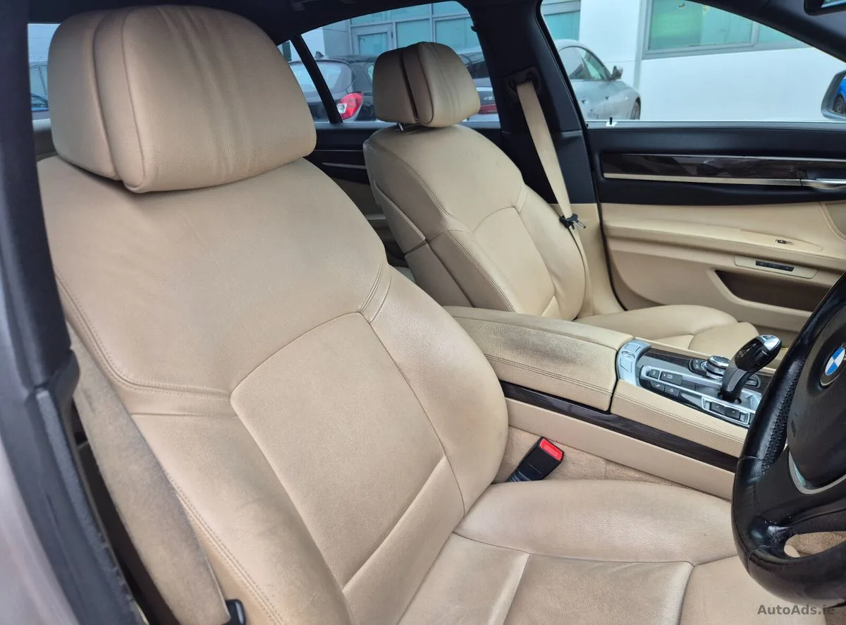 2009 BMW 7-Series – photo 10