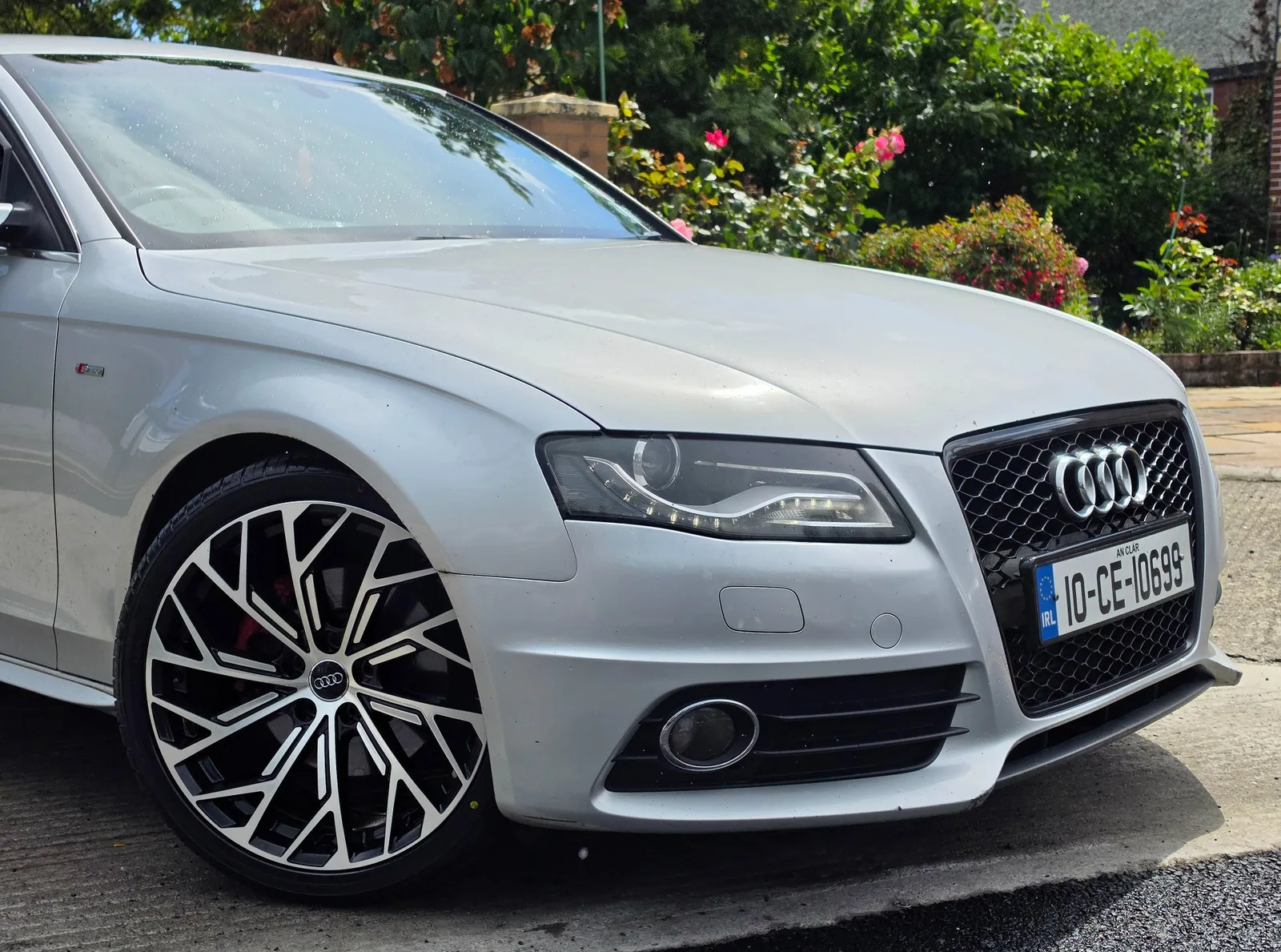 2010 Audi A4 – photo 1