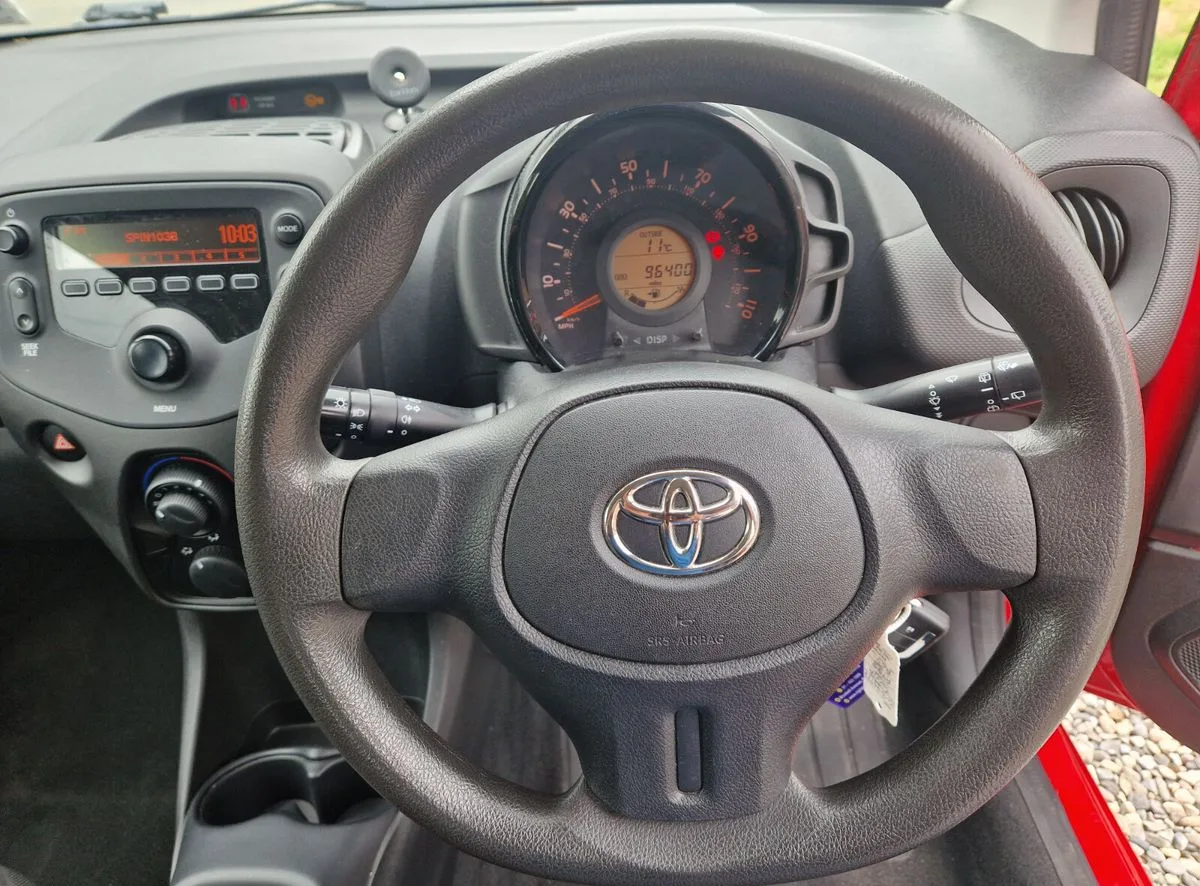 2015 Toyota Aygo – photo 14