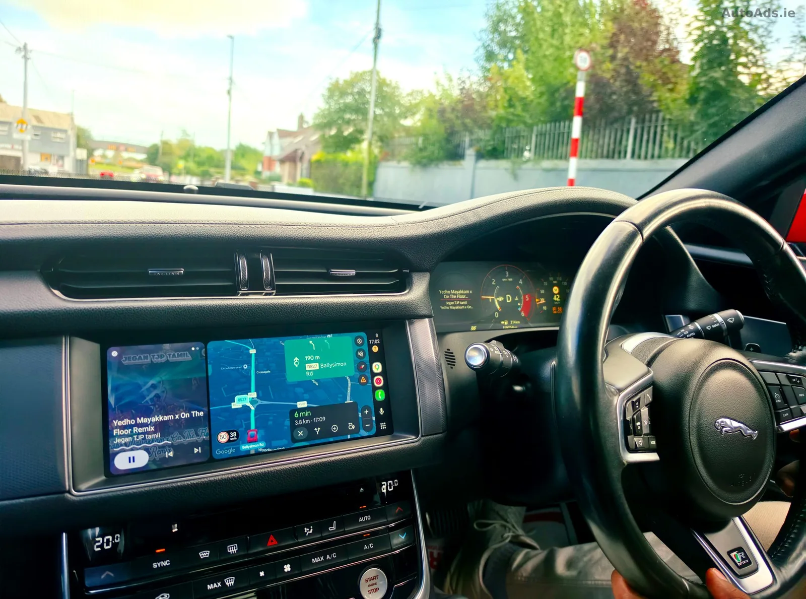 2017 Jaguar XF – photo 8