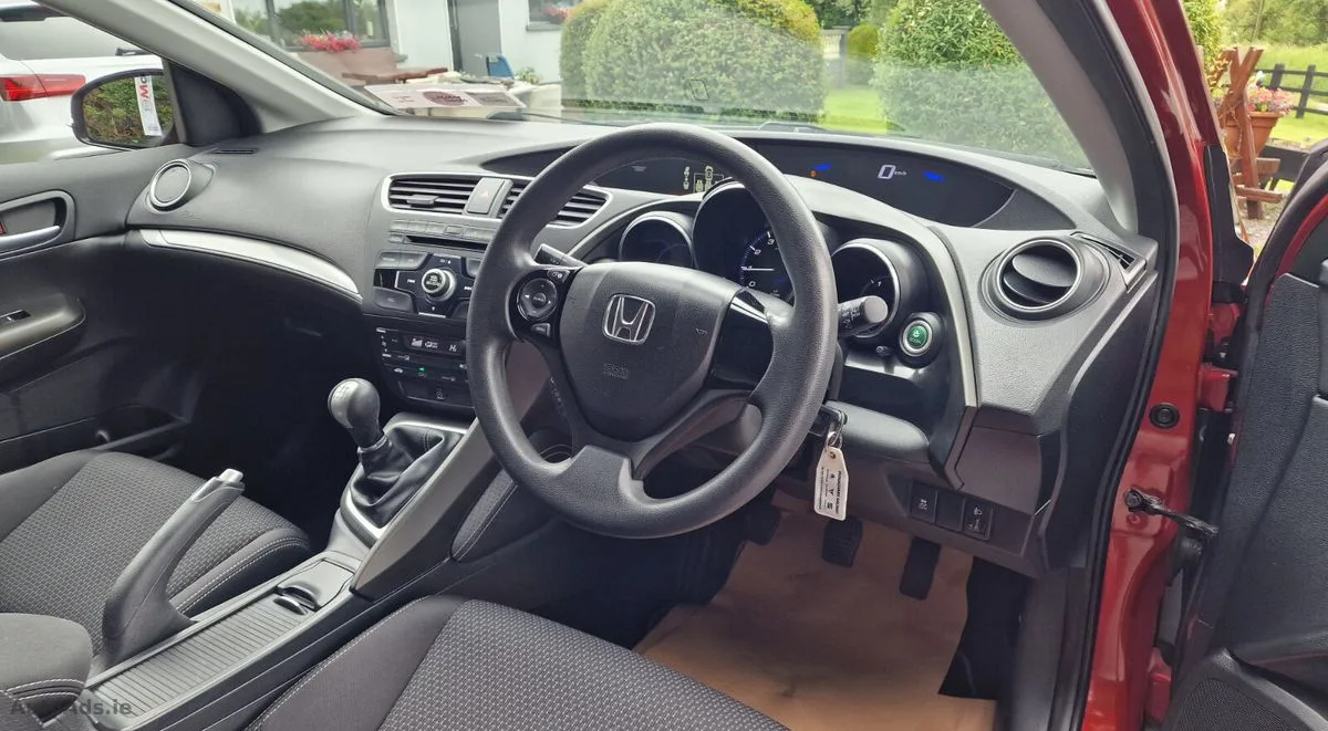 2016 Honda Civic – photo 13