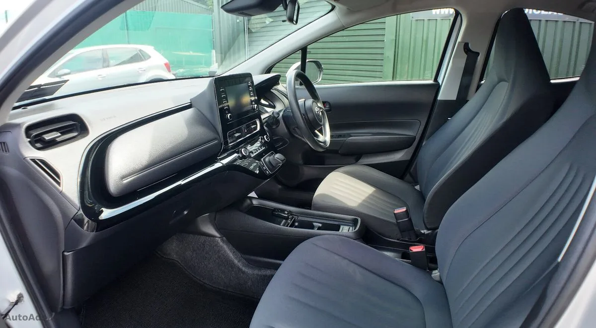 2021 Toyota Aqua – photo 15