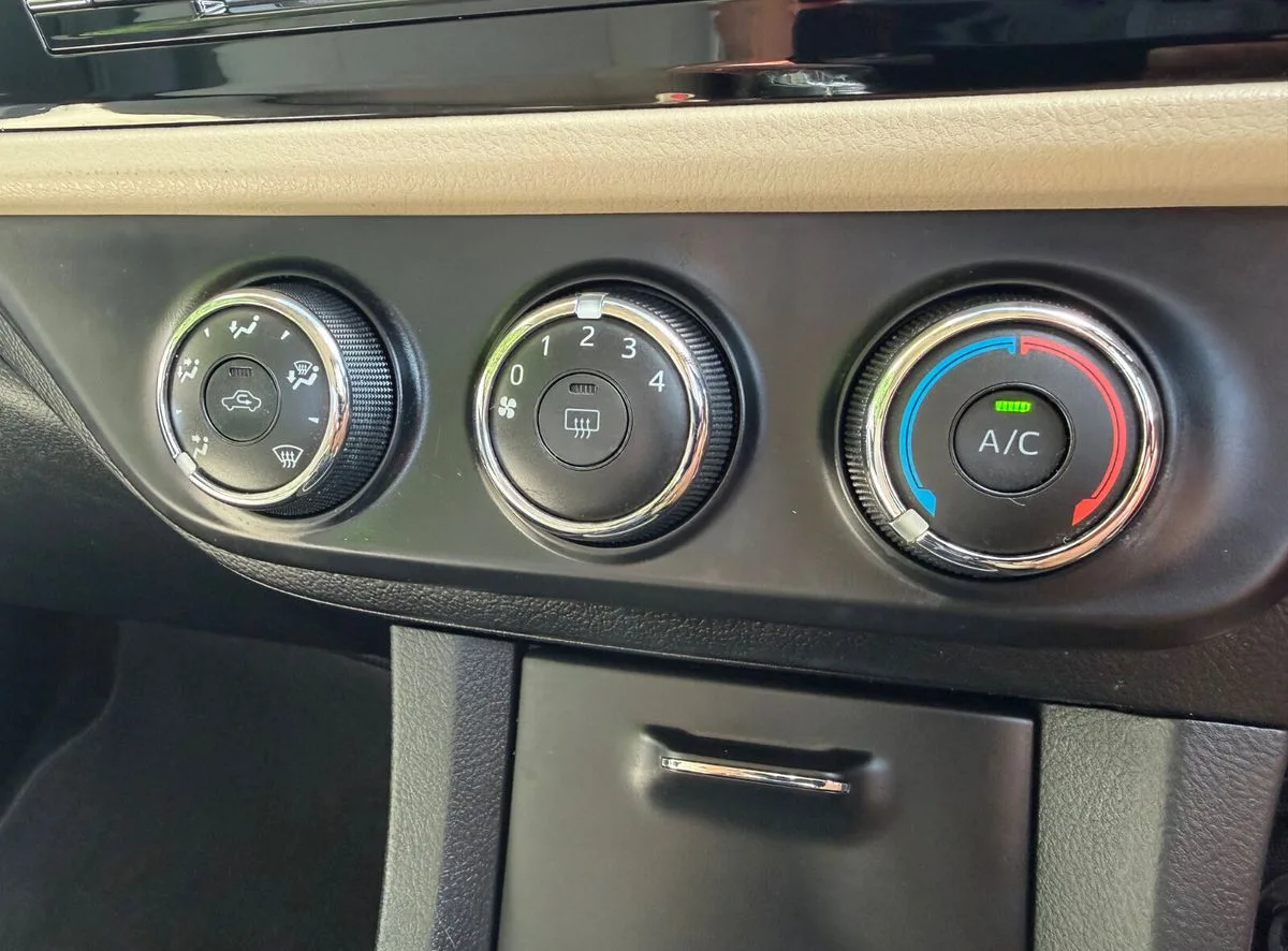 2016 Toyota Corolla – photo 15