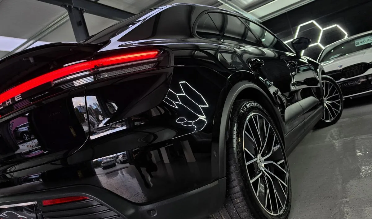 2024 Porsche Macan – photo 13