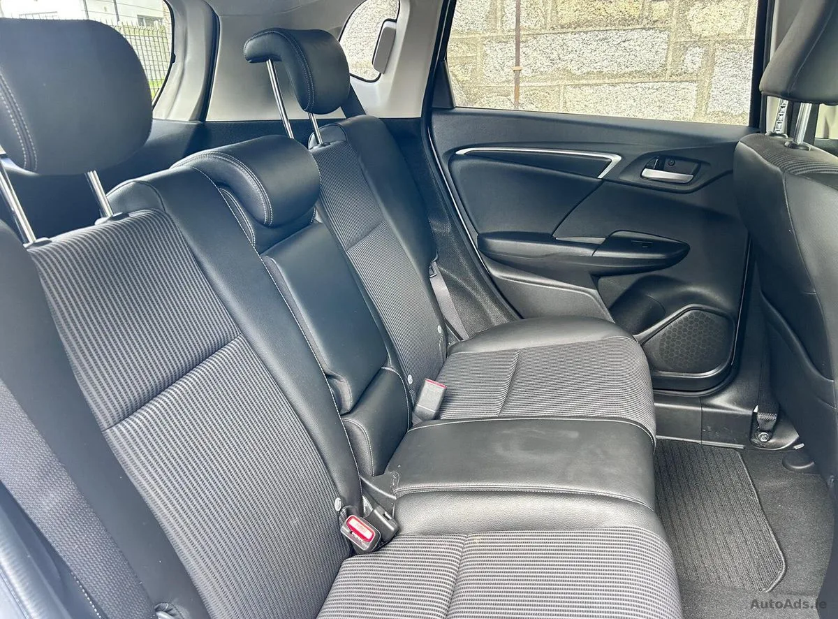 2018 Honda Fit – photo 15