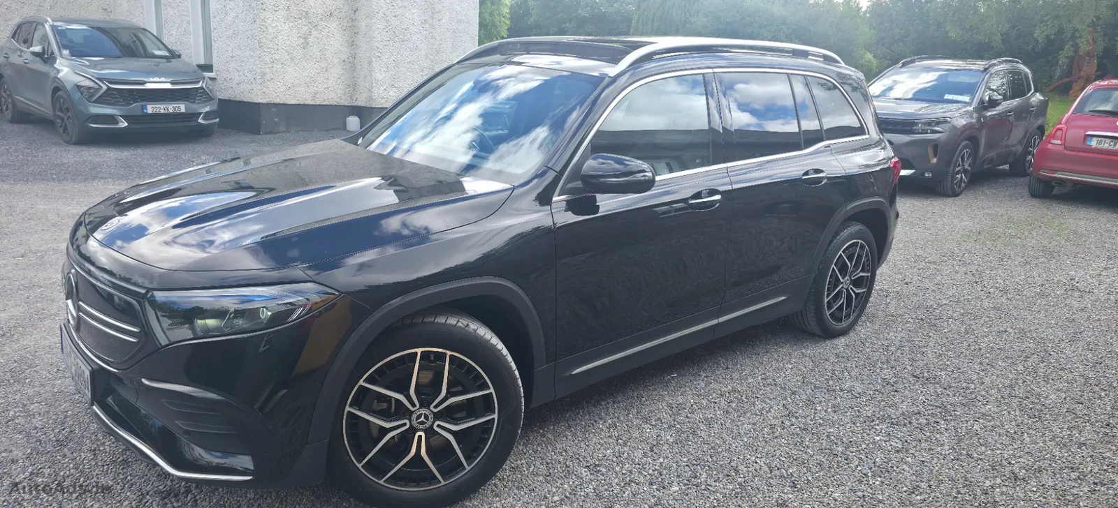 2024 Mercedes-Benz EQB – photo 2