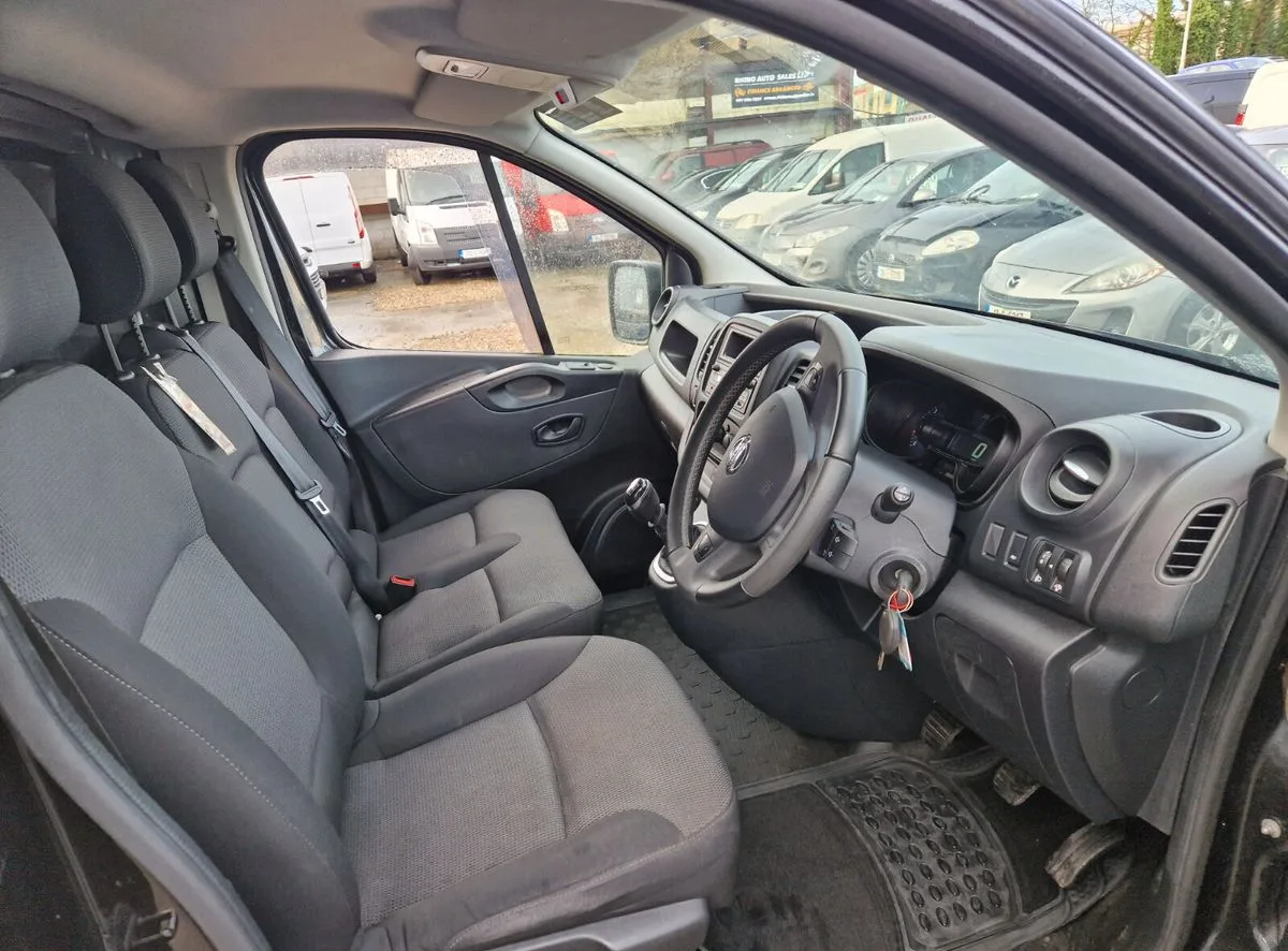 2020 Nissan NV300 – photo 6