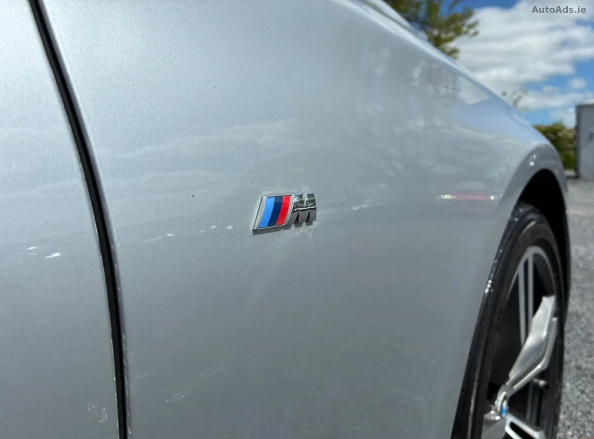 2016 BMW 7-Series – photo 17