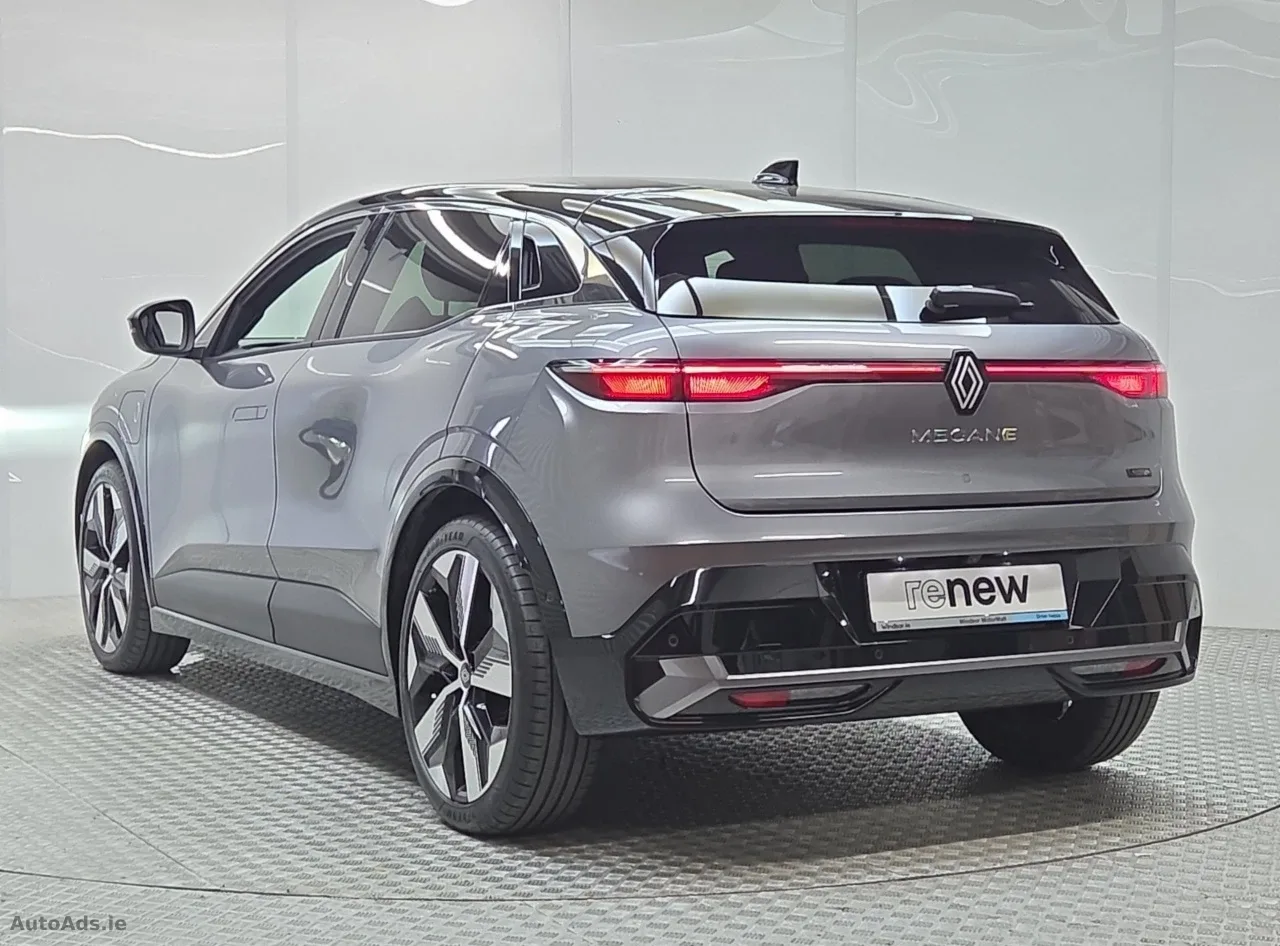 2025 Renault Megane E-Tech – photo 3
