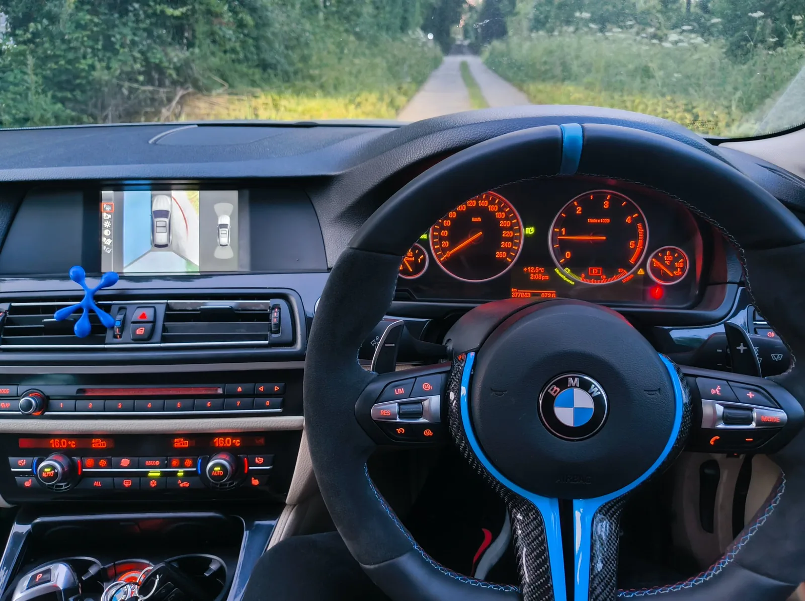 2010 BMW 5 Series – photo 8
