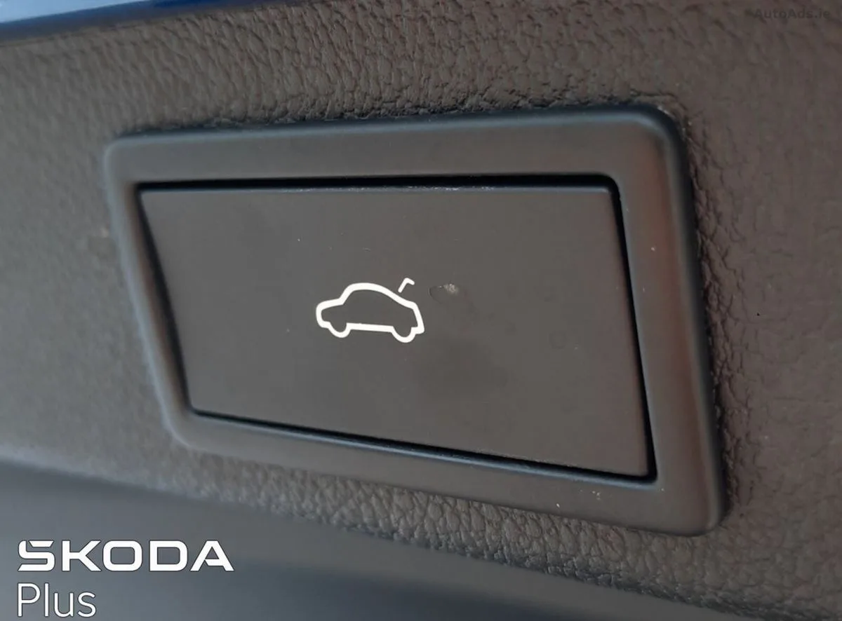 2023 Skoda Superb – photo 5