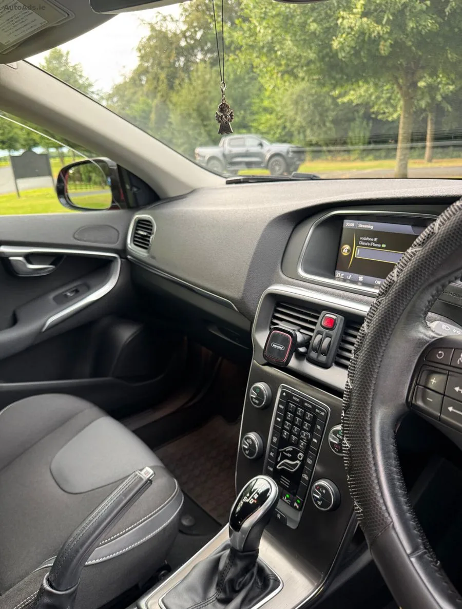 2015 Volvo V40 – photo 20