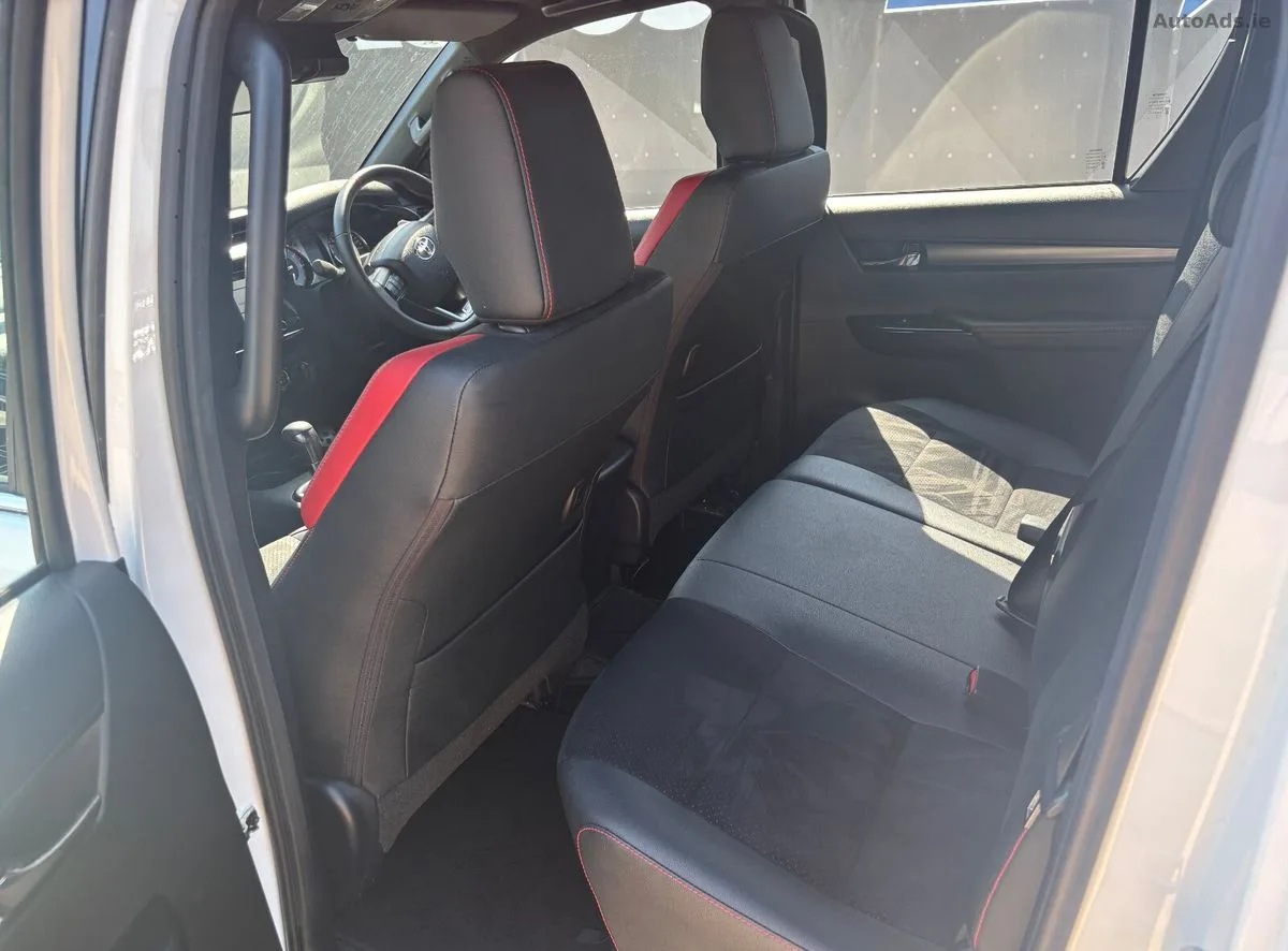 2024 Toyota Hilux – photo 12