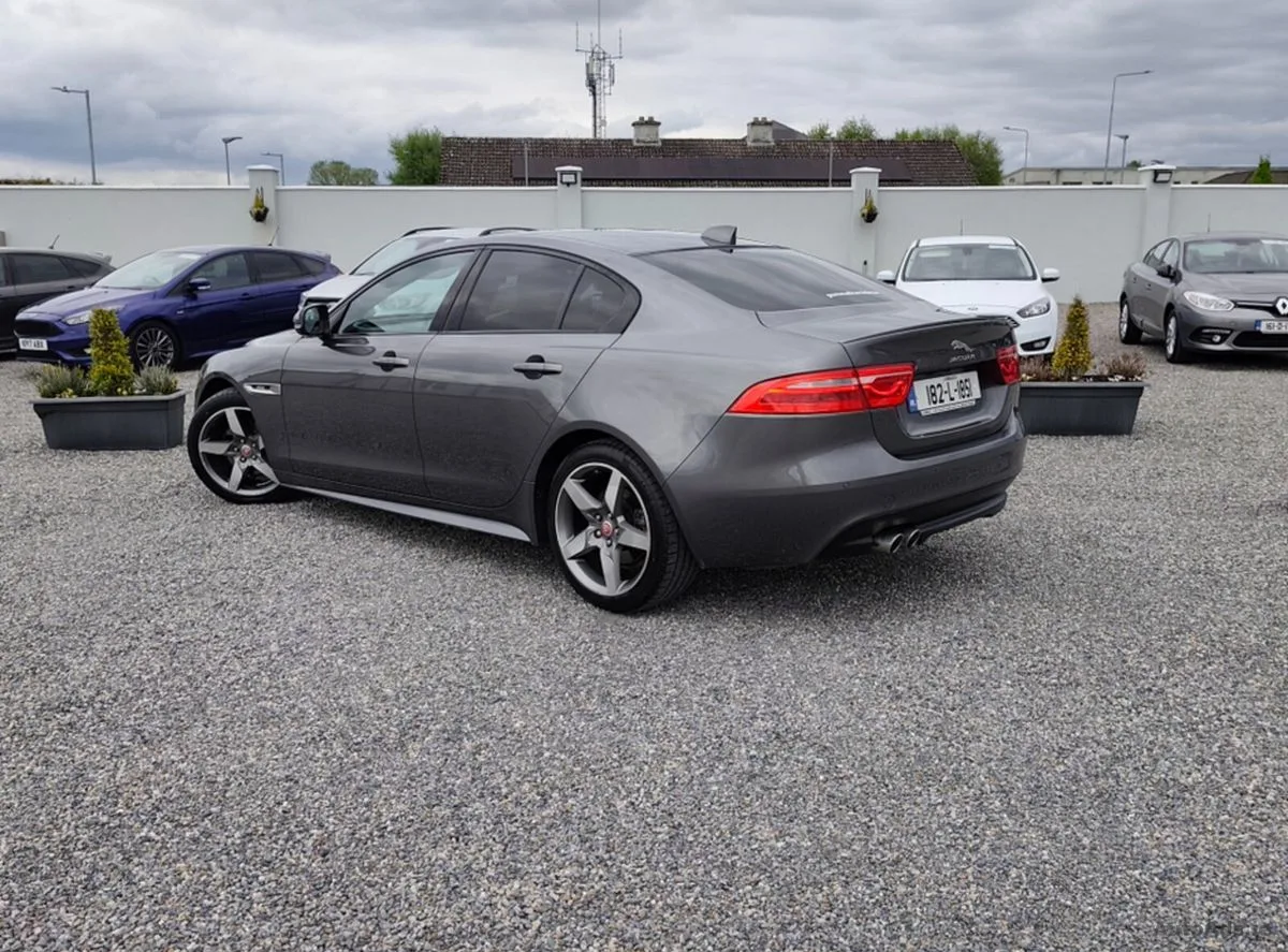 2018 Jaguar XE – photo 4