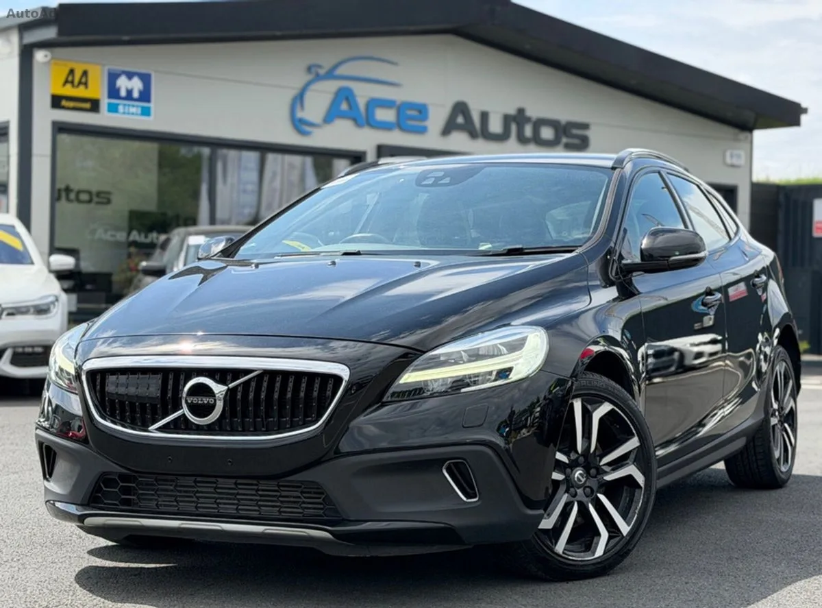 2018 Volvo V40