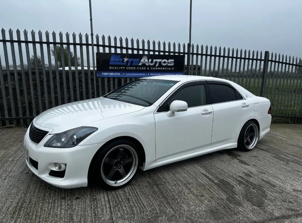 2009 Toyota Crown – photo 5