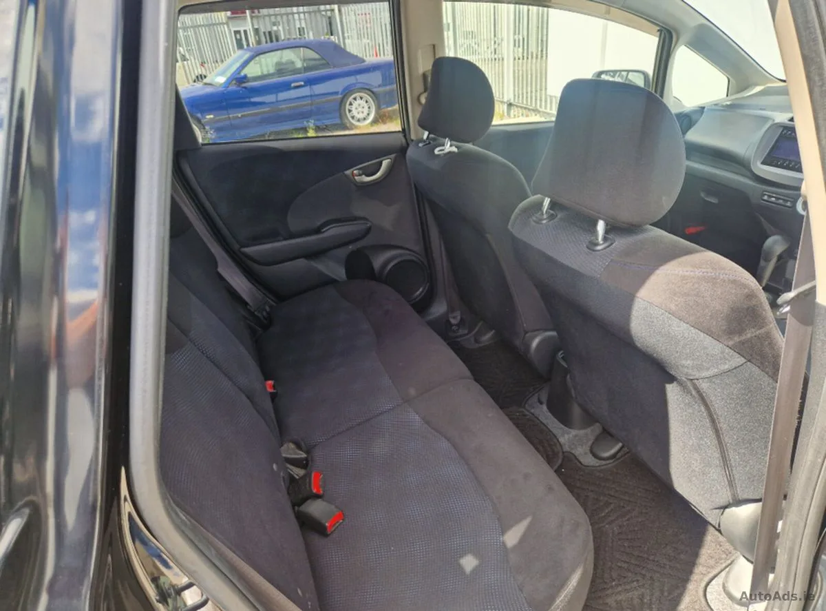 2013 Honda Fit – photo 18