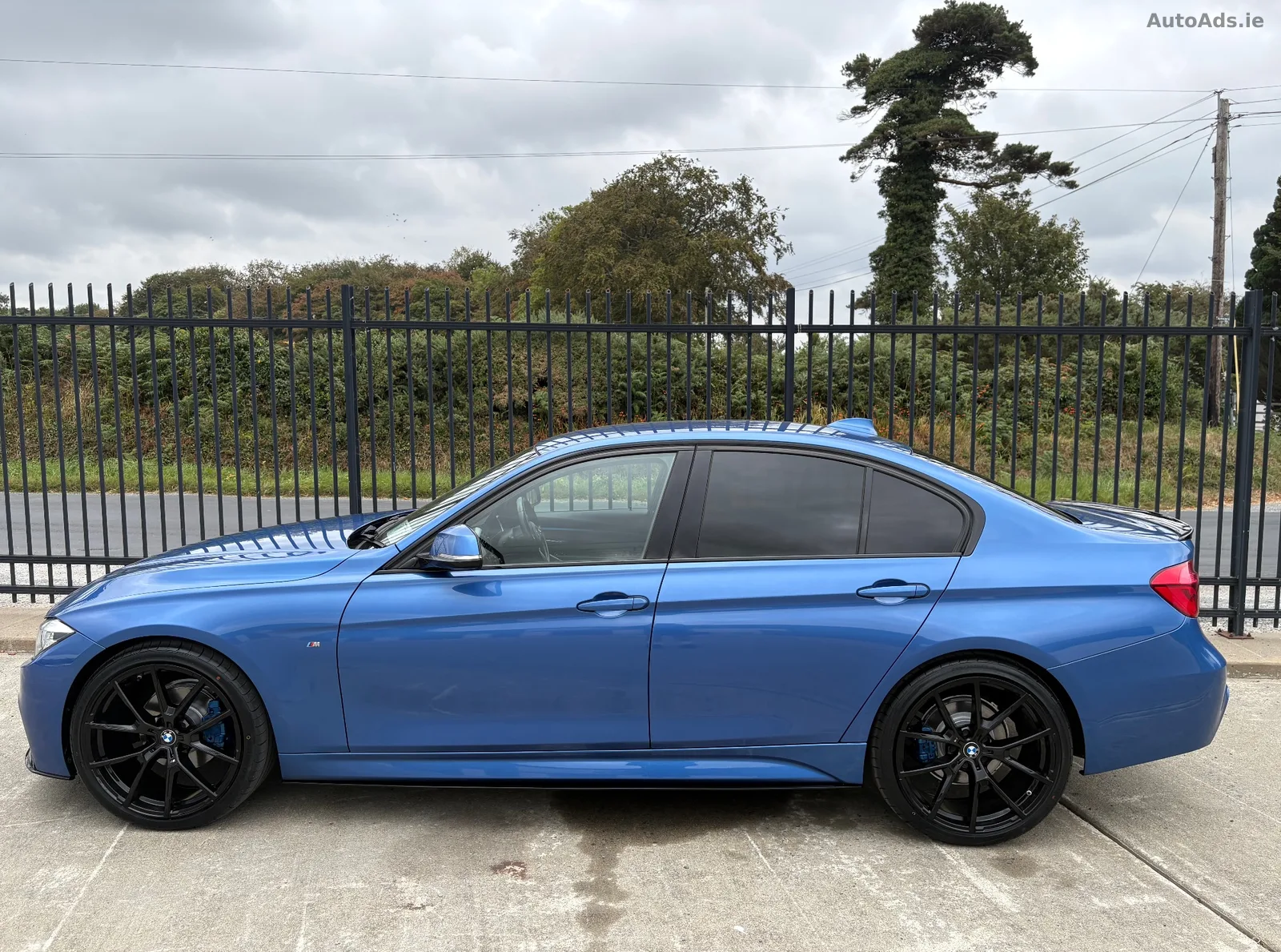 2016 BMW 3 Series – photo 2
