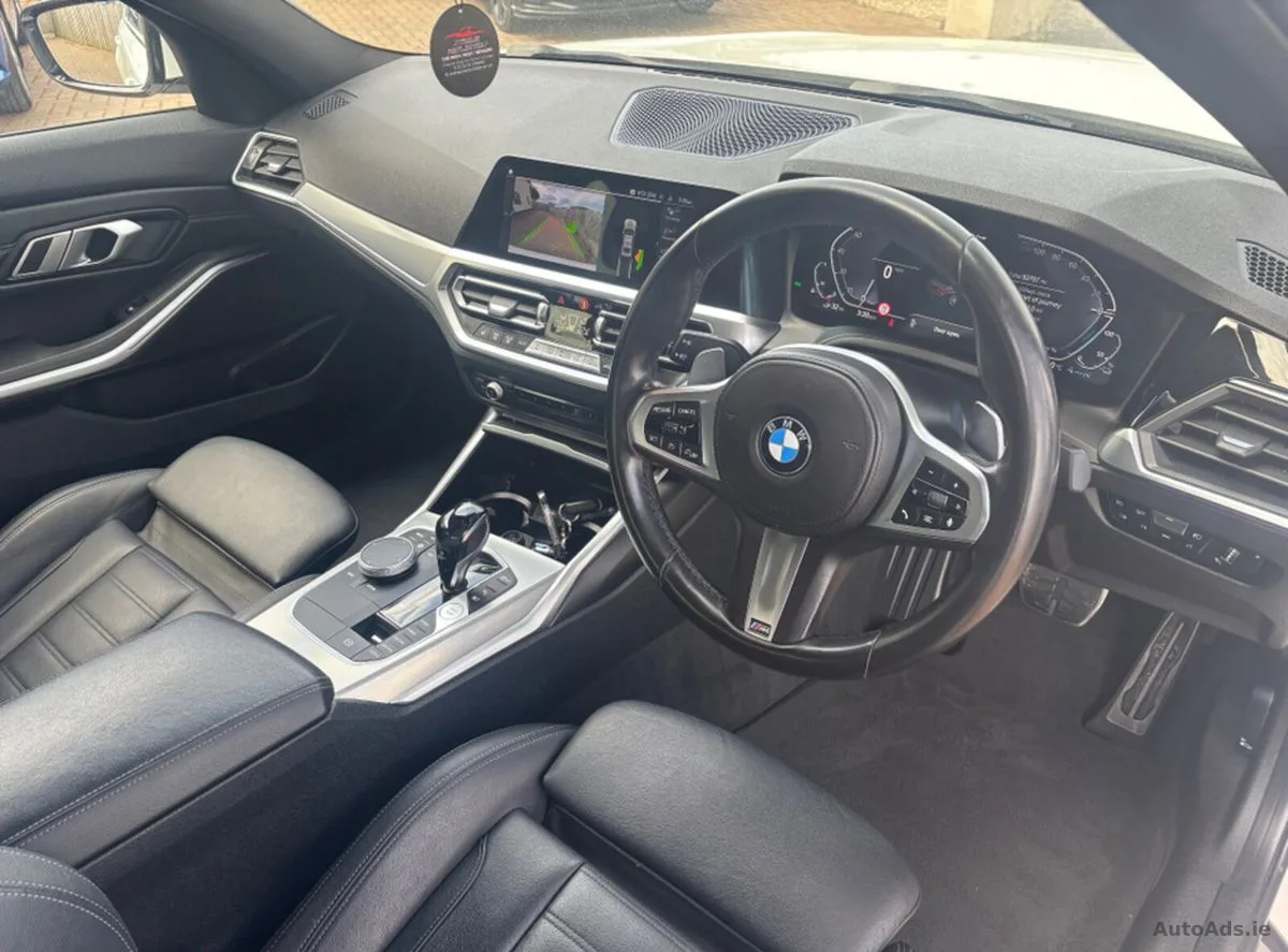 2021 BMW 3-Series – photo 9
