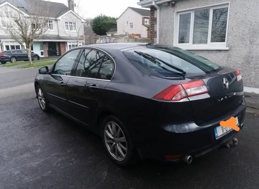 2011 Renault Laguna – photo 3