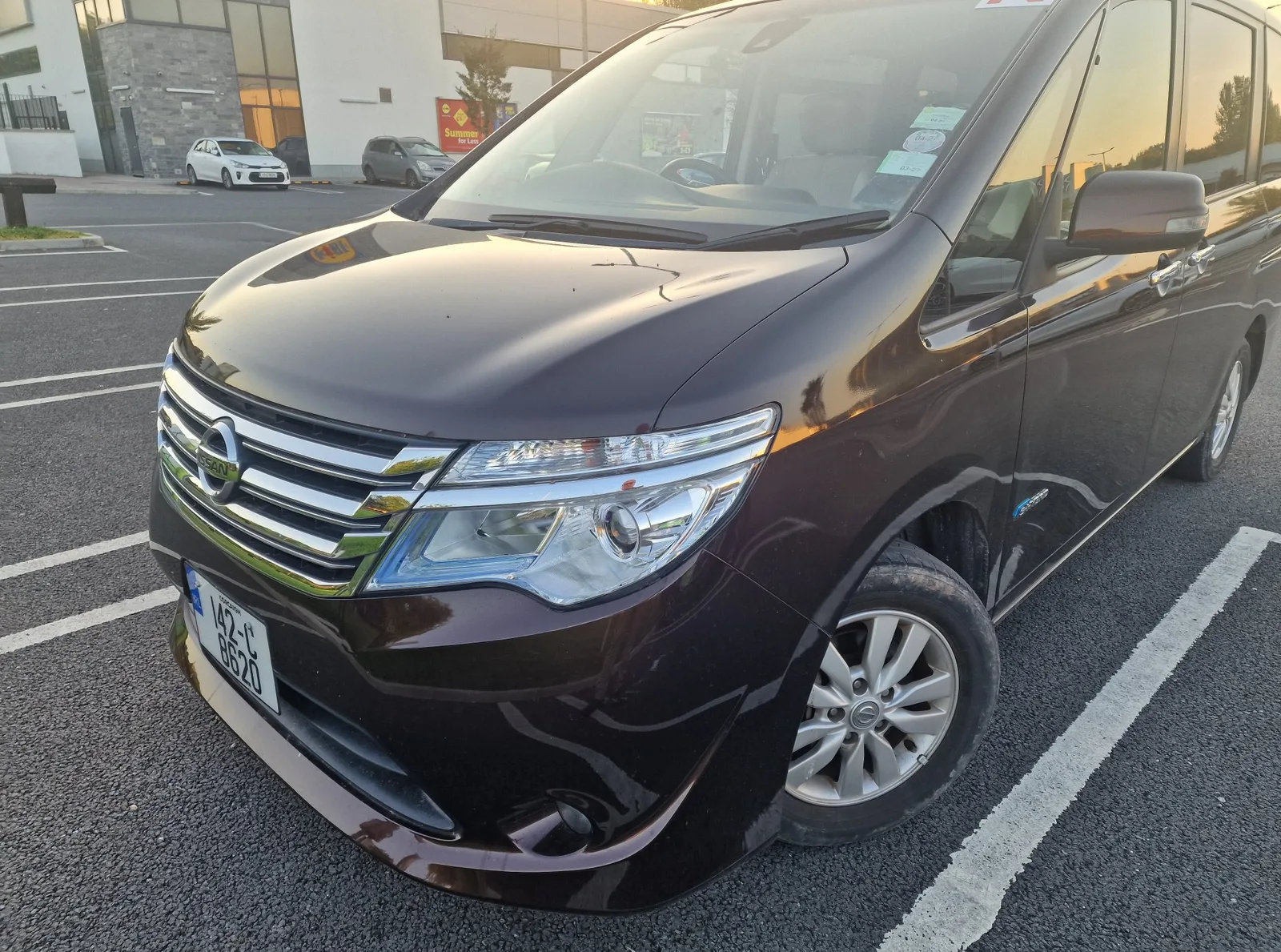 2014 Nissan Serena