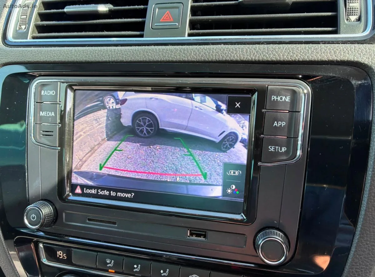 2016 Volkswagen Jetta – photo 8