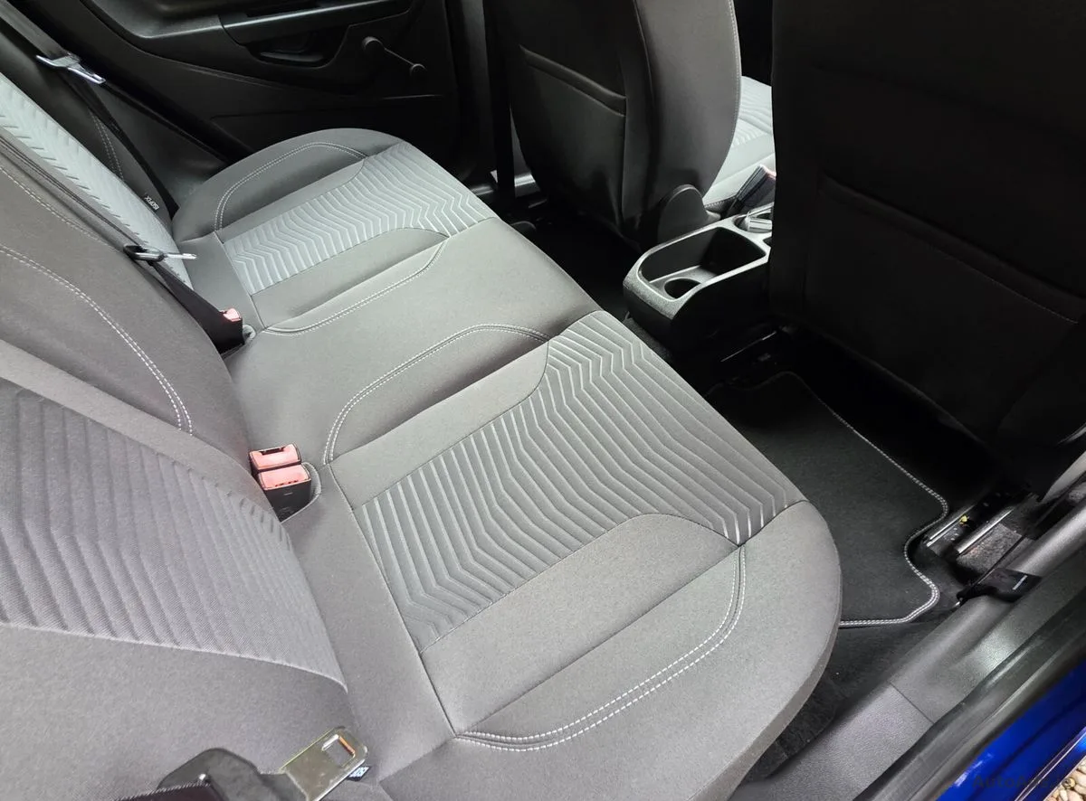 2015 Ford Fiesta – photo 16