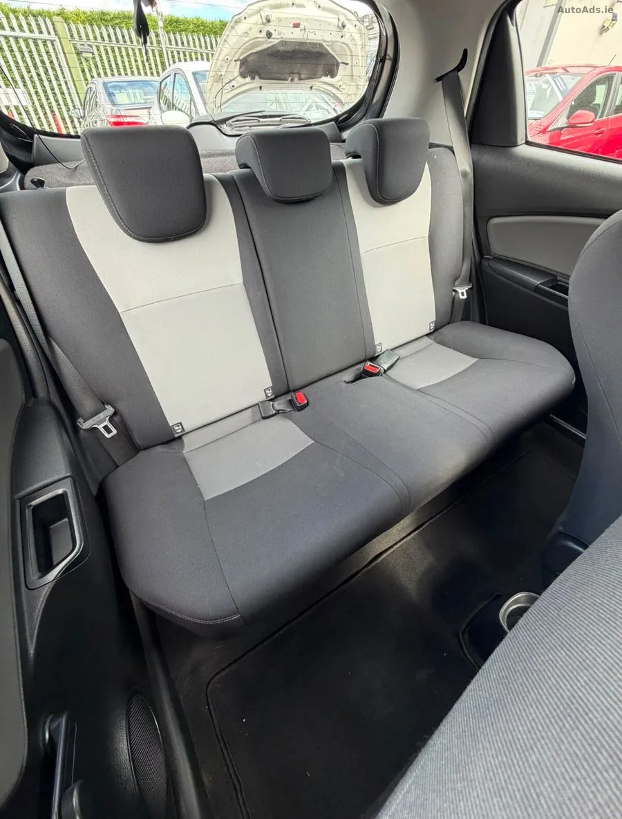 2019 Toyota Yaris – photo 11