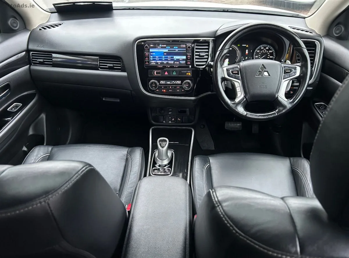 2017 Mitsubishi Outlander – photo 8