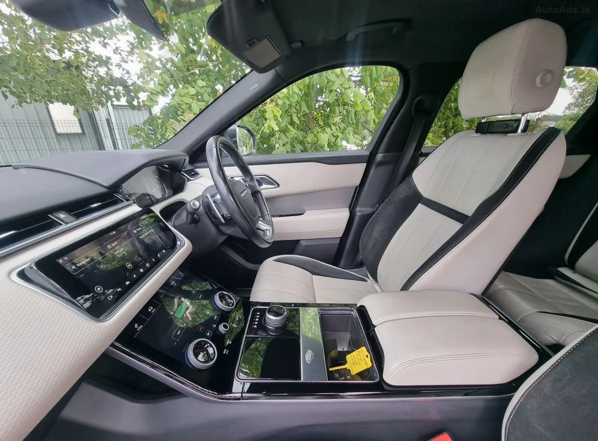 2018 Land Rover Range Rover Velar – photo 16