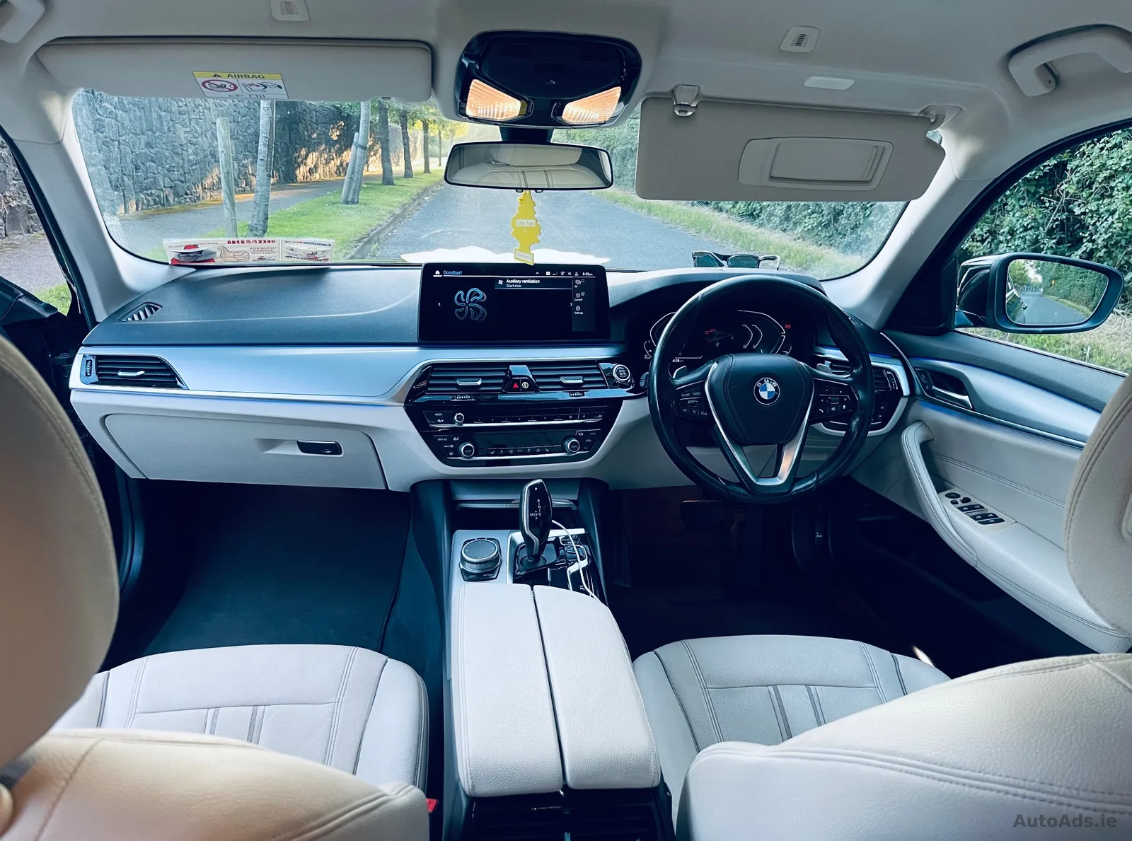 2021 BMW 5 Series – photo 6