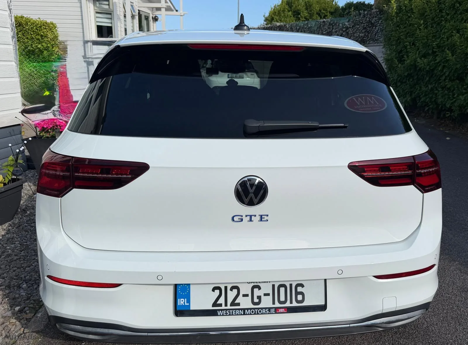 2021 Volkswagen Golf – photo 2