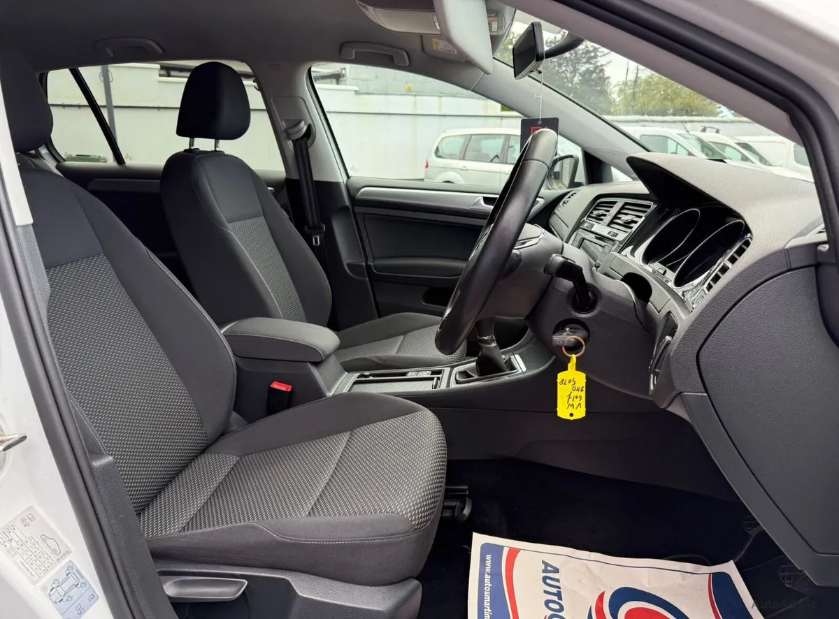 2021 Volkswagen Golf – photo 6