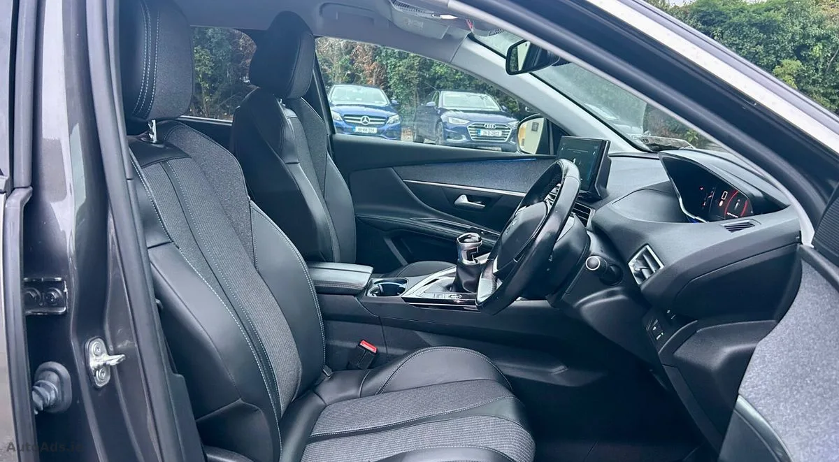 2021 Peugeot 5008 – photo 10