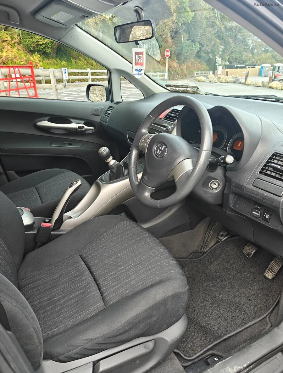 2009 Toyota Auris – photo 12