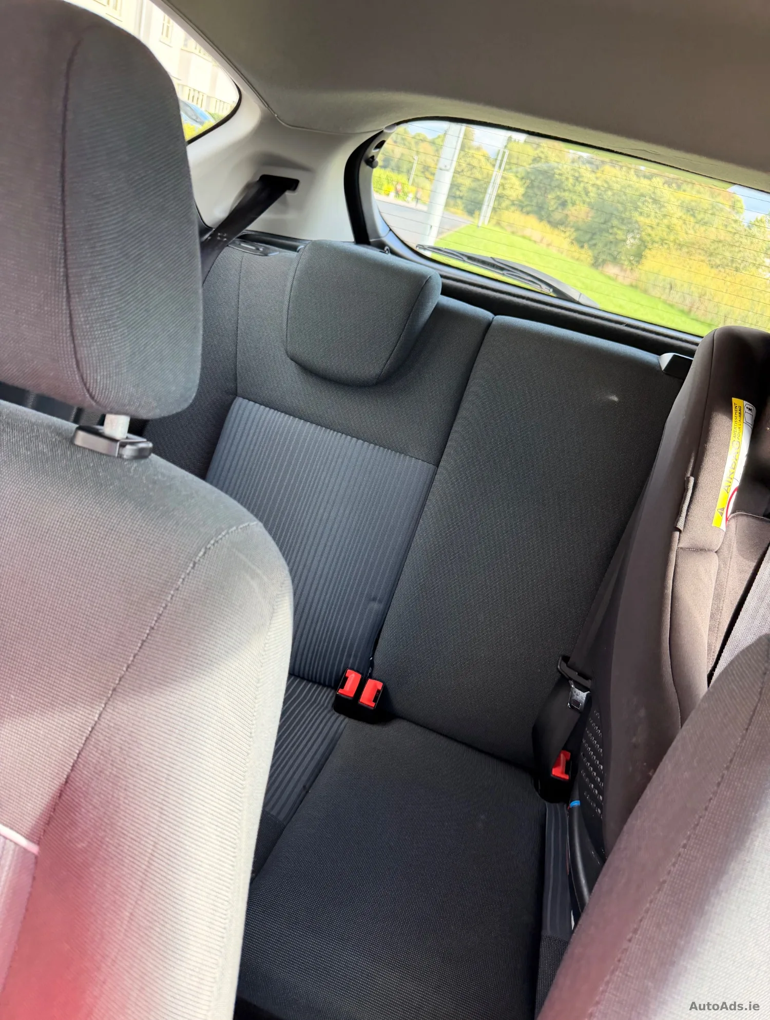 2011 Ford Fiesta – photo 9