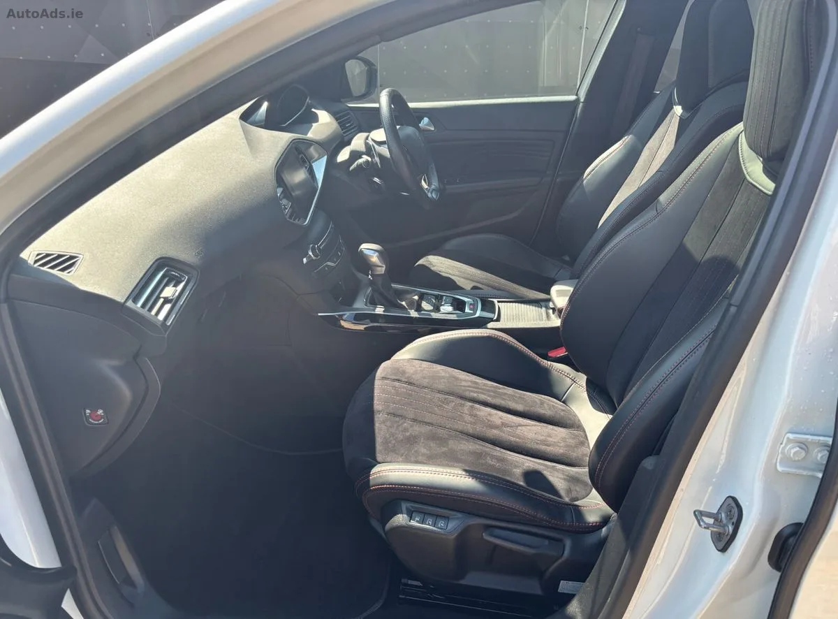 2015 Peugeot 308 – photo 12