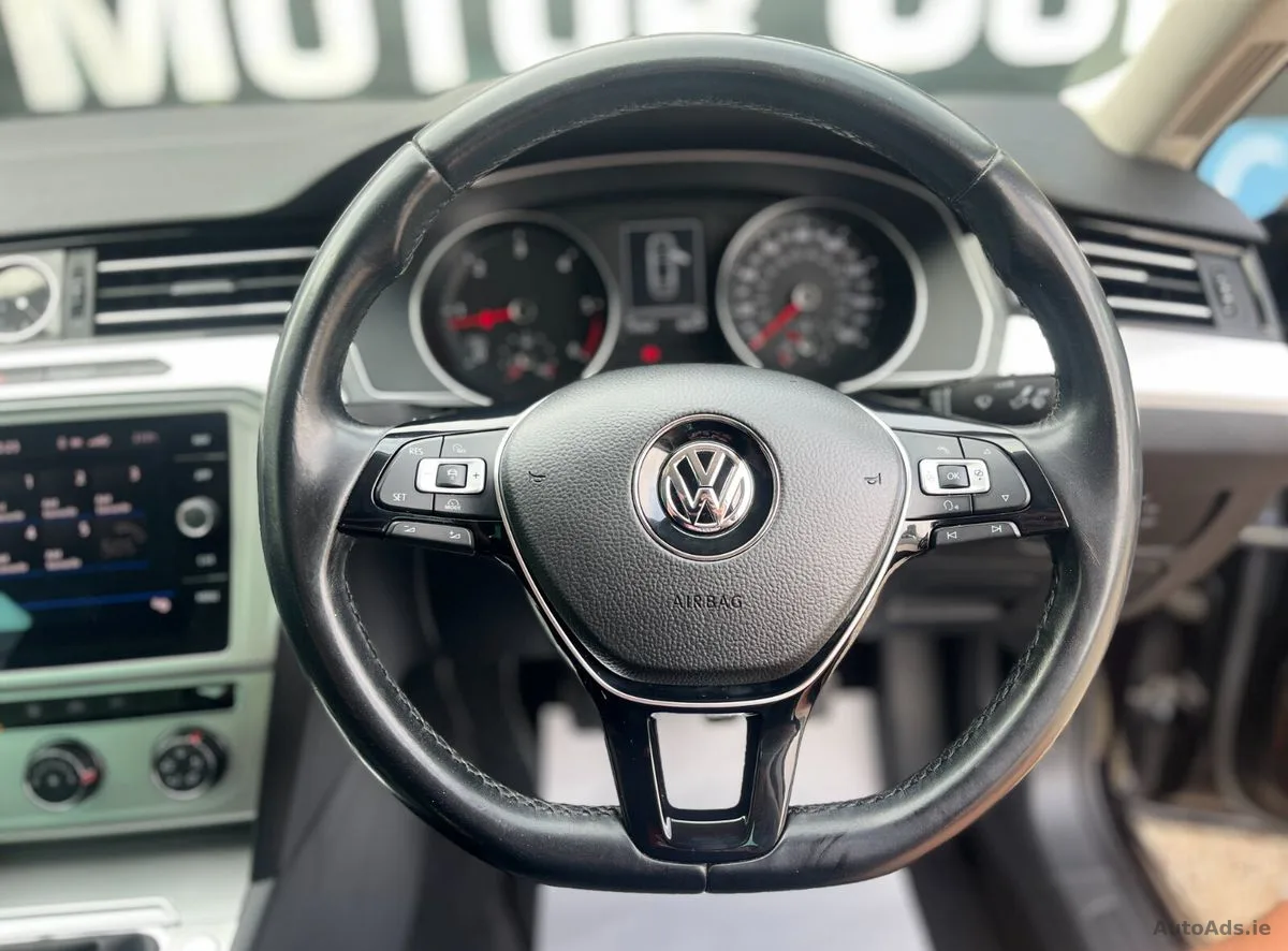 2018 Volkswagen Passat – photo 15