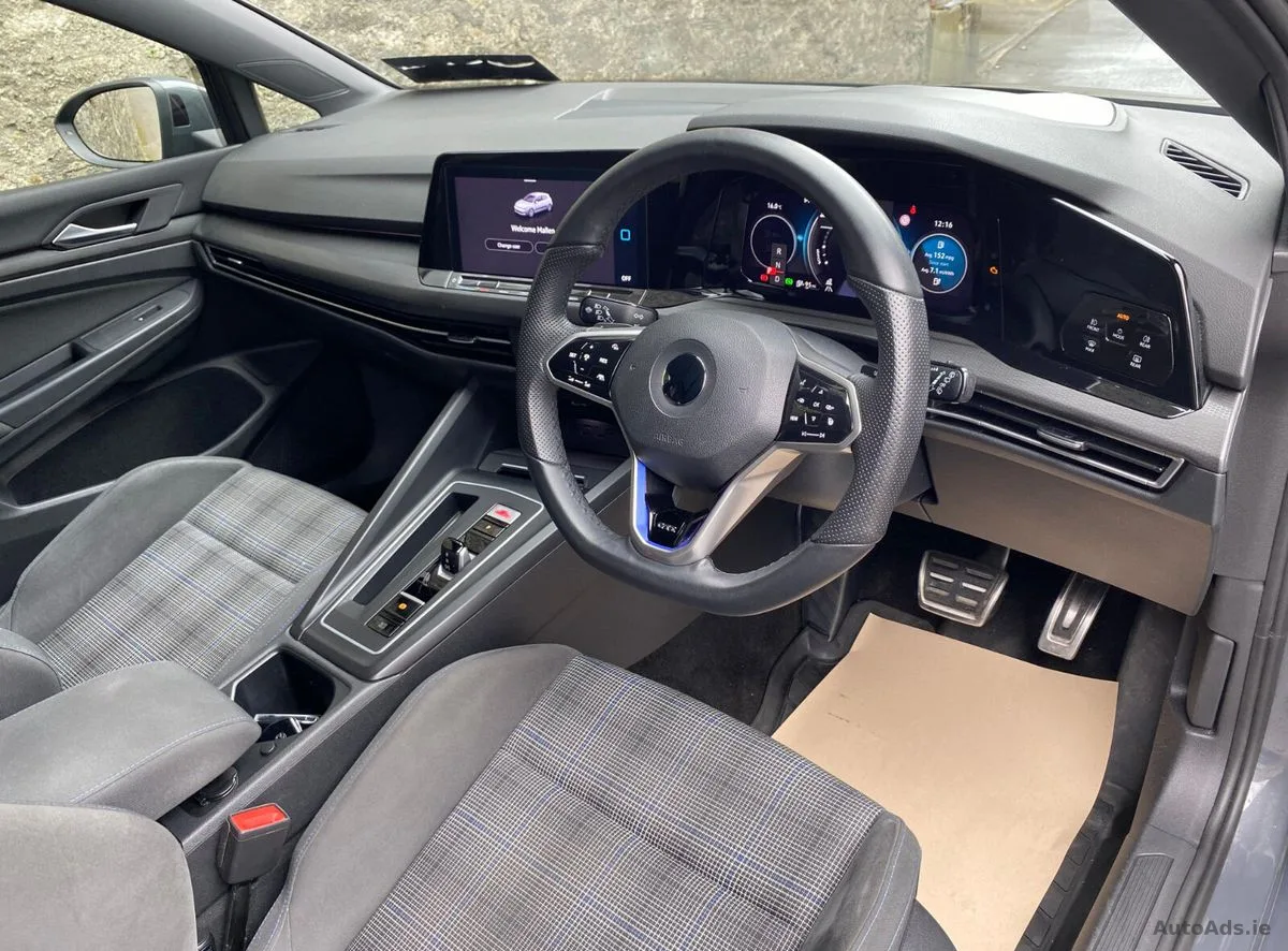 2021 Volkswagen Golf – photo 10