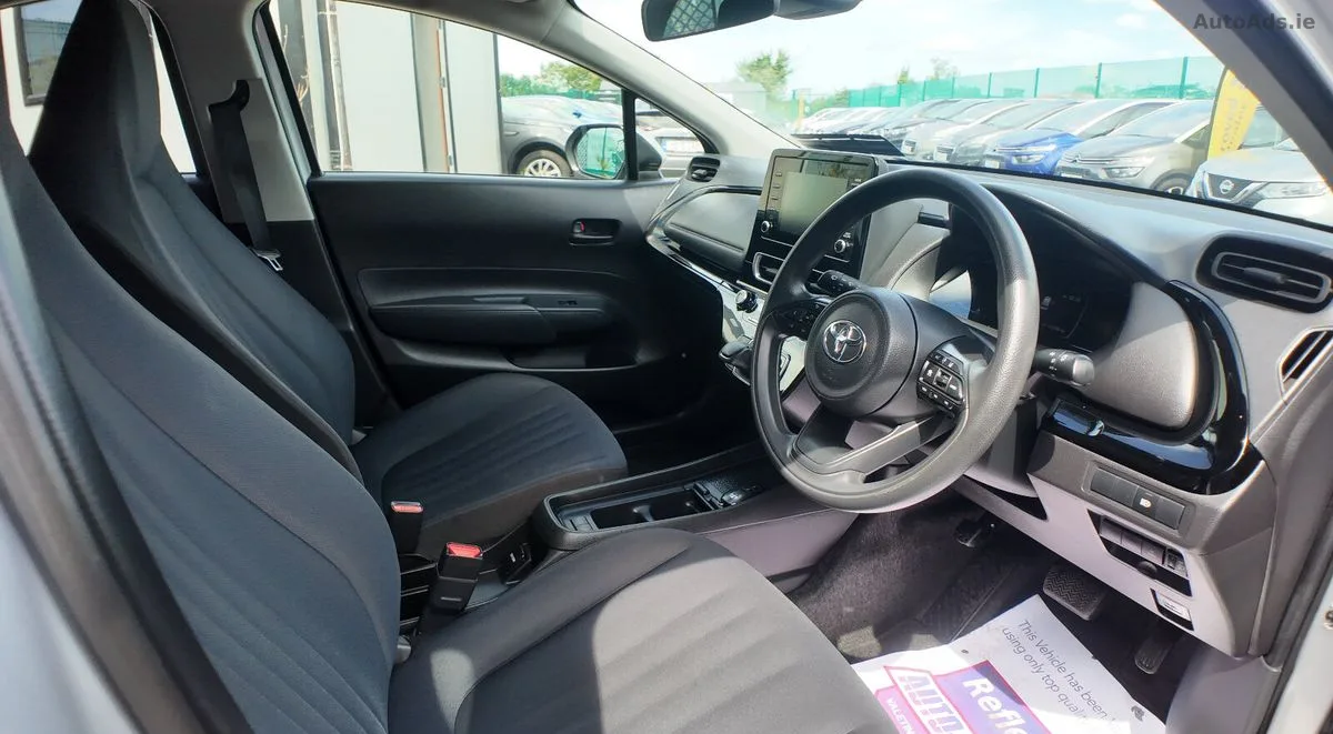 2021 Toyota Aqua – photo 11