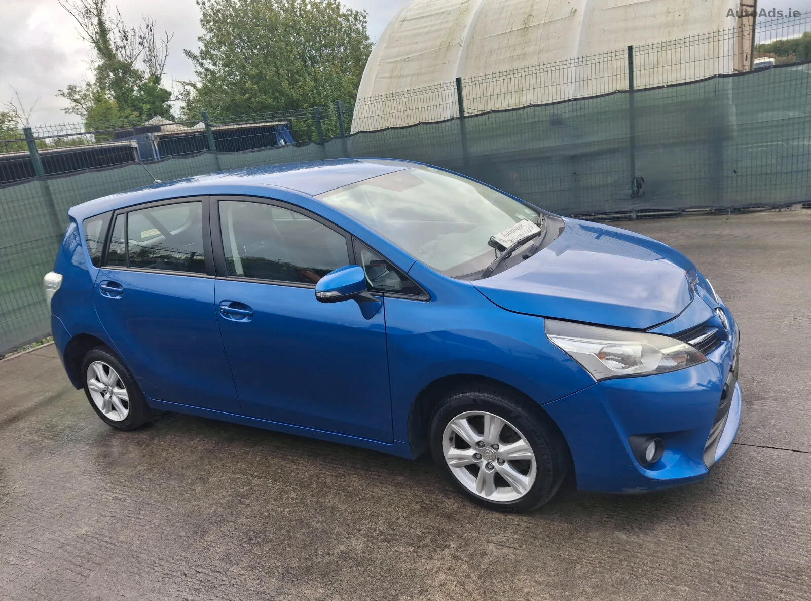 2015 Toyota Verso – photo 2