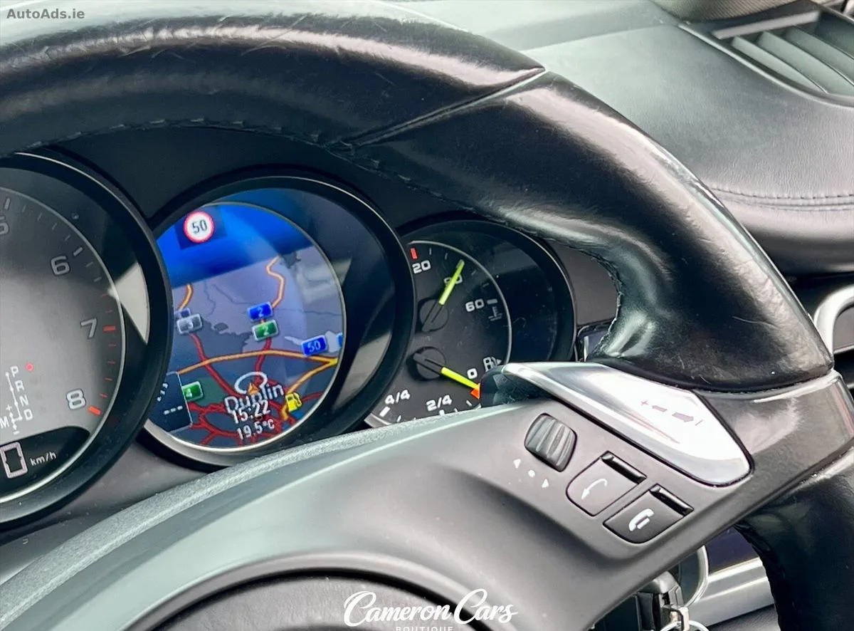 2015 Porsche Panamera – photo 17