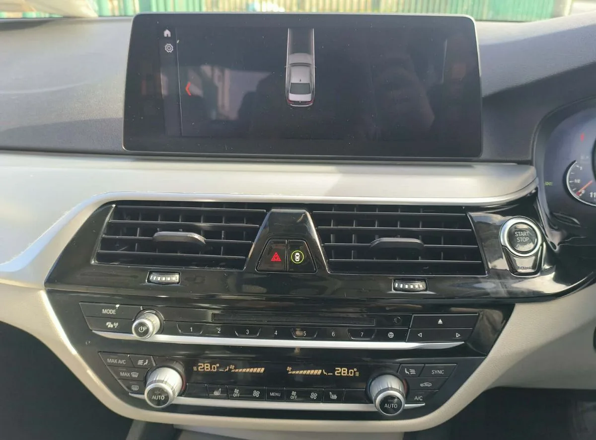 2017 BMW 5-Series – photo 12